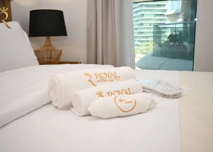 Mariana Luxurious 2Br Apartment Al Raha
