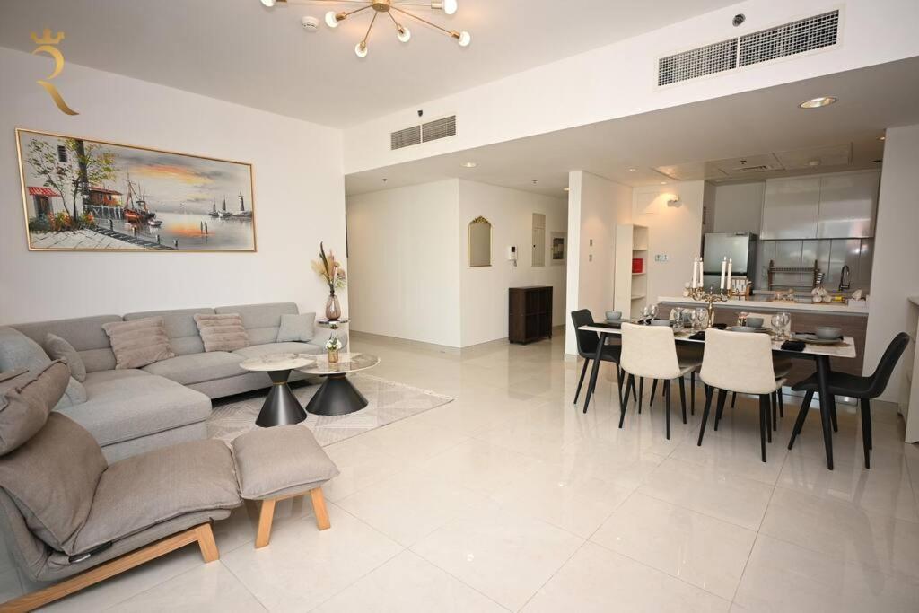 Mariana Luxurious 2br Al Raha Apartment