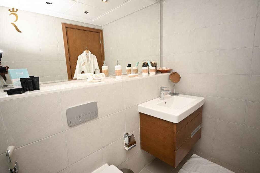 Apartment Mariana Luxurious 2br Al Raha Abu Dhabi
