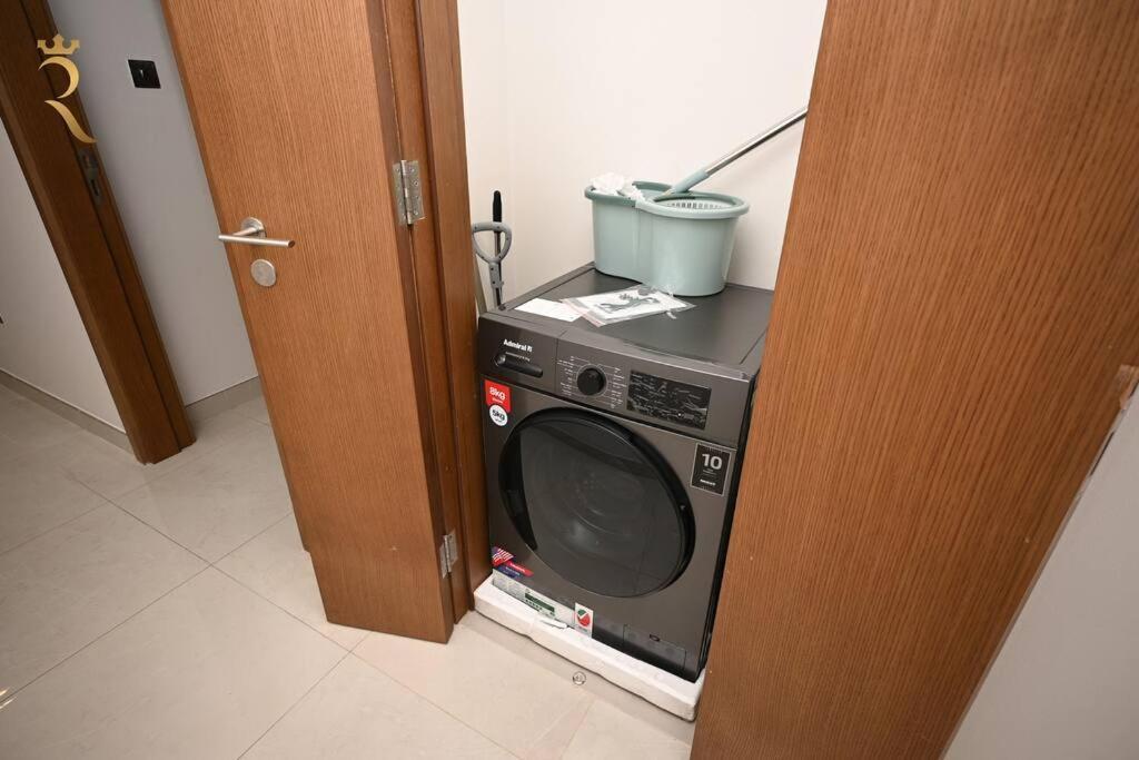 Mariana Luxurious 2br Al Raha Apartment