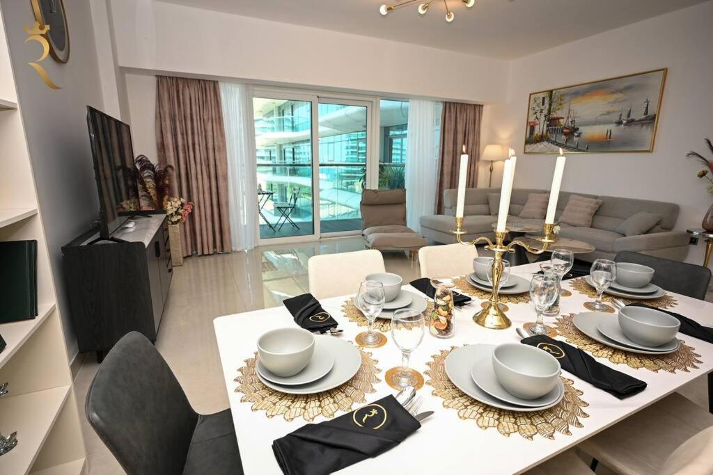 Mariana Luxurious 2br Al Raha Apartment