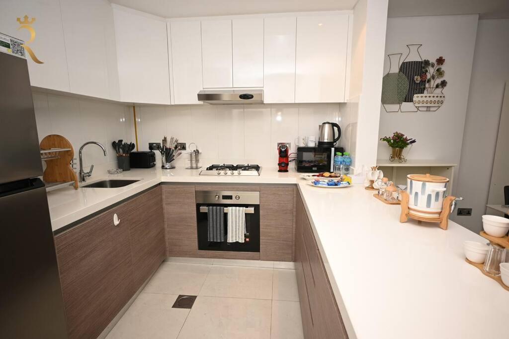 Apartment Mariana Luxurious 2br Al Raha Abu Dhabi